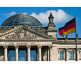  Berlin, Deutschlandfahne, Reichstag
