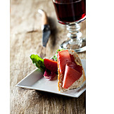   Red wine glass, Ham sandwich