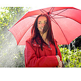   Junge Frau, Regenschirm, Windig, Regenwetter