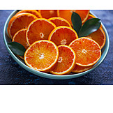   Orange, Orangenhälfte