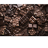   Schokolade, Vollmilchschokolade, Zartbitterschokolade, Nussschokolade, Schokoladenstückchen