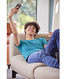   Teenager, Zuhause, Entspannt, Smartphone, Selfie