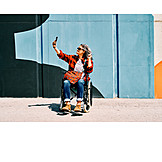   Urban, Gehbehindert, Rollstuhlfahrerin, Selfie