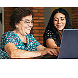   Seniorin, Laptop, Gemeinsam, Hilfe, Online, Enkelin