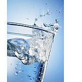   Mineralwasser, Wasserglas, Trinkwasser, Splash
