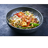   Asiatische Küche, Nudelgericht, Mittagessen