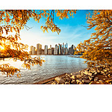   Herbst, New York, East River